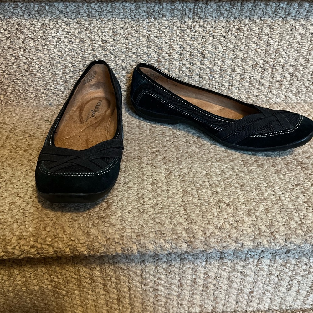 Natural Soul by Naturalizer. Black Suede Slip on